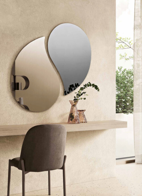 Specchio elegante goccia, disponibile in due colori